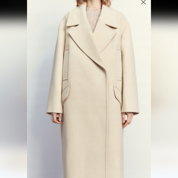 Zara Oversized Cream Coat - Picture 1 of 9